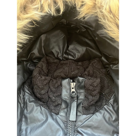 Mackage Black Puffer Coat Fur Hood Zip Front Pockets Warm Winter Womens Medium - Picture 10 of 13